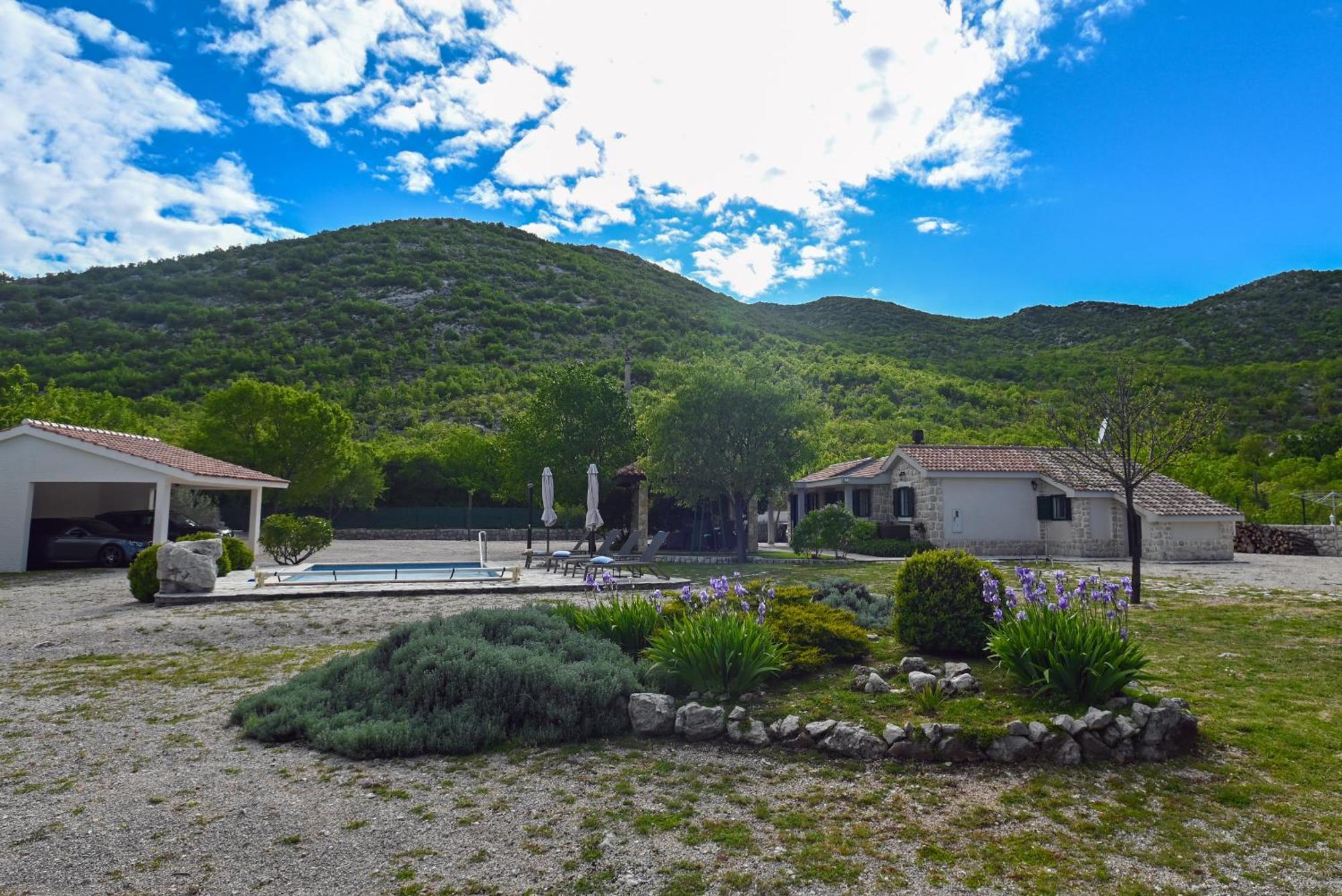 Villa Silentio, Complete Privacy Near Makarska Podgora Esterno foto
